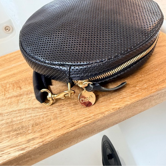 Clare V Circle Clutch - Black
Perf Original: $285 - Picture 7 of 10